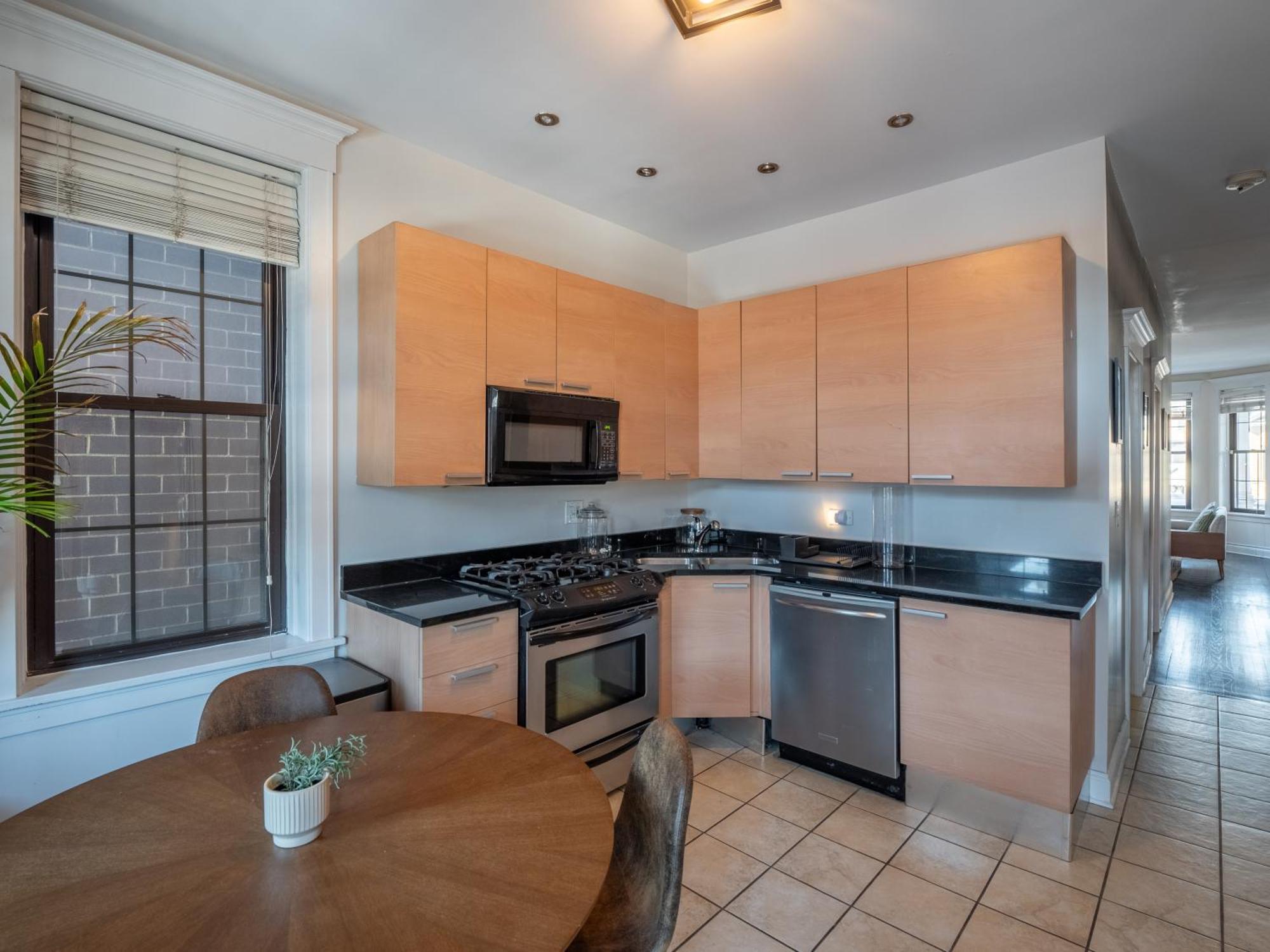 Wrigleyville Suites Chicago Eksteriør bilde